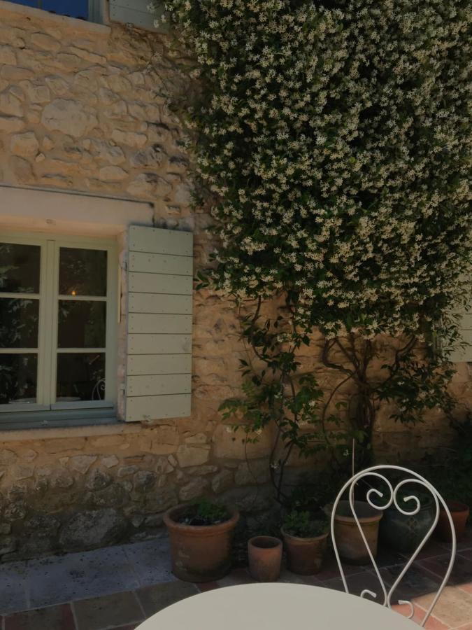 Le Mas Jasmins Menerbes Exterior photo